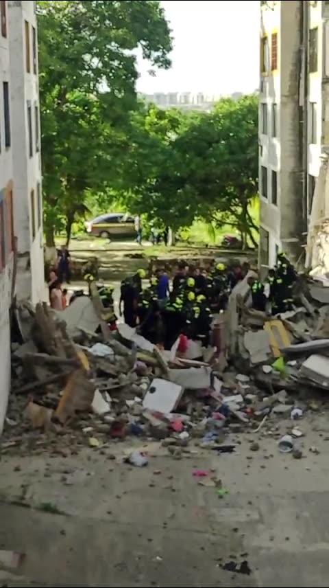 Reporte de desplome de edificio en Campo Alegre