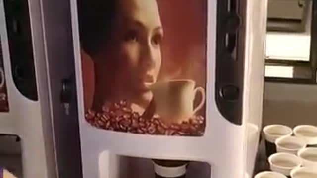 Coffee machine #coffeemachine #coffeemaker #coffeemachine #coffee #fyp #viral #trending #shorts