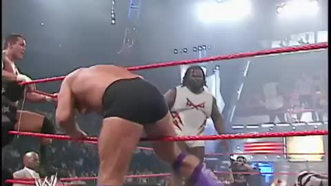 Goldberg Vs Shawn Michael Vs Mark Henry, Ric Flair and Randy.