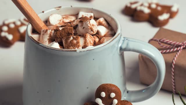 stop-motion-video-of-a-ginger-bread-man