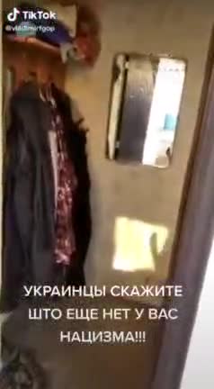 A Russian soldier enters the apartment of Ukrainian citizens and finds THIS..