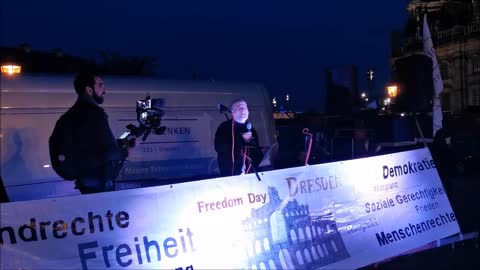 DRESDEN - FREEDOM DAY, 30 10 2021, Theaterplatz - Rede Friedriсh Bolz
