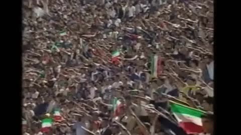 Iranians give Nazi Saulte to Honor Germans