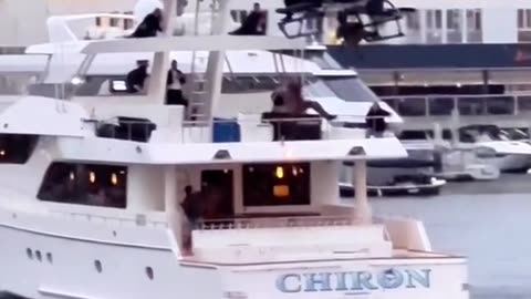 Navy Seals raid a yatch