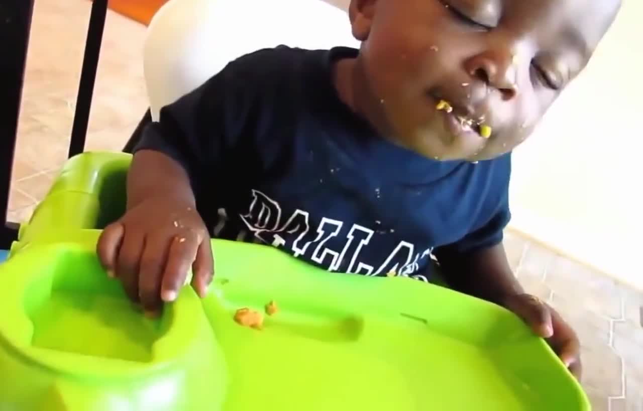 Kid Who Sleeps While Eating