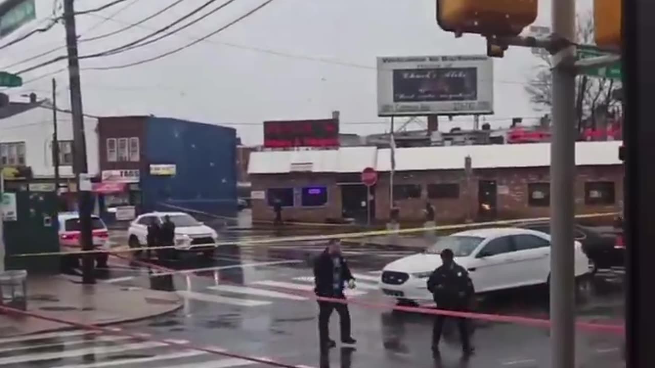 8 students from Northeast High School wounded in shooting at SEPTA bus stop in Burholme