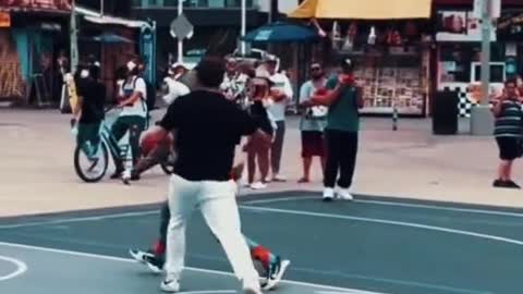 Bugs Bunny 🥕💯🏀 #fypシ #sports #foryou #basketball #hype #foryoupage