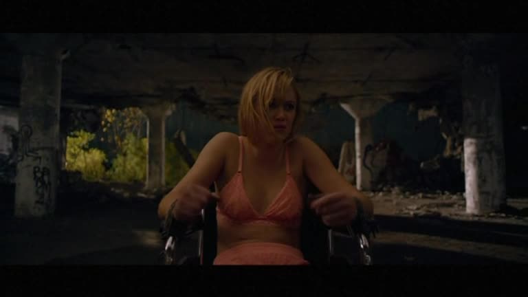 Cast of teen horror film "It Follows" talk about on-set experience