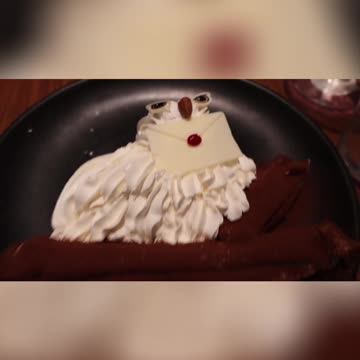 Incredible Hedwig Cake & Magical Desserts At The Harry Potter Cafe! #harrypotter #japan