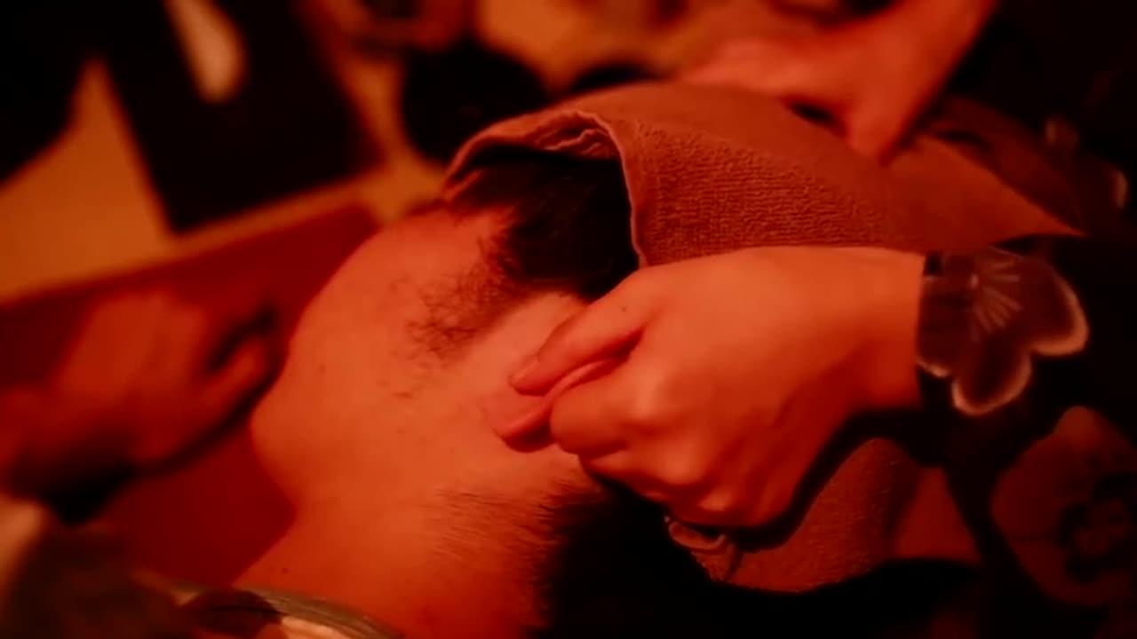 小姐姐的枕膝采耳