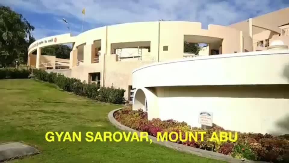 Beautiful Garden Gyan sarovar Mount Abu india