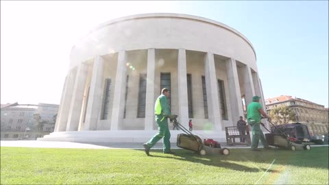 Novo ruho Trga žrtava fašizma