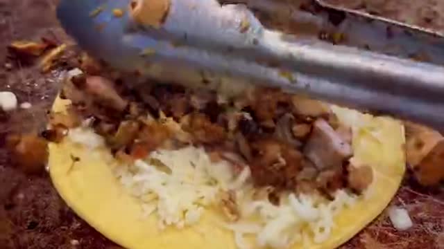 How you celebrating Taco Tuesday Comment if you would eat this. From