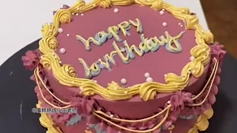 Satisfying Chocolate Cake Decorating