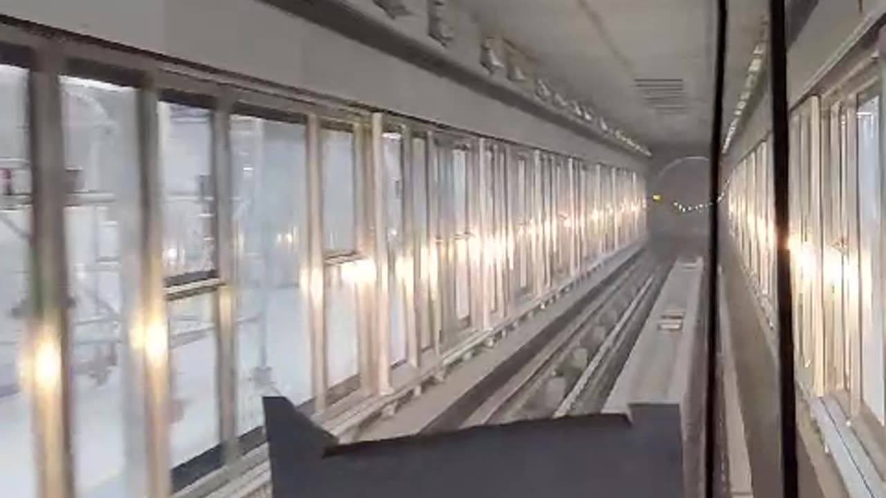 Underwater metro train 🚂