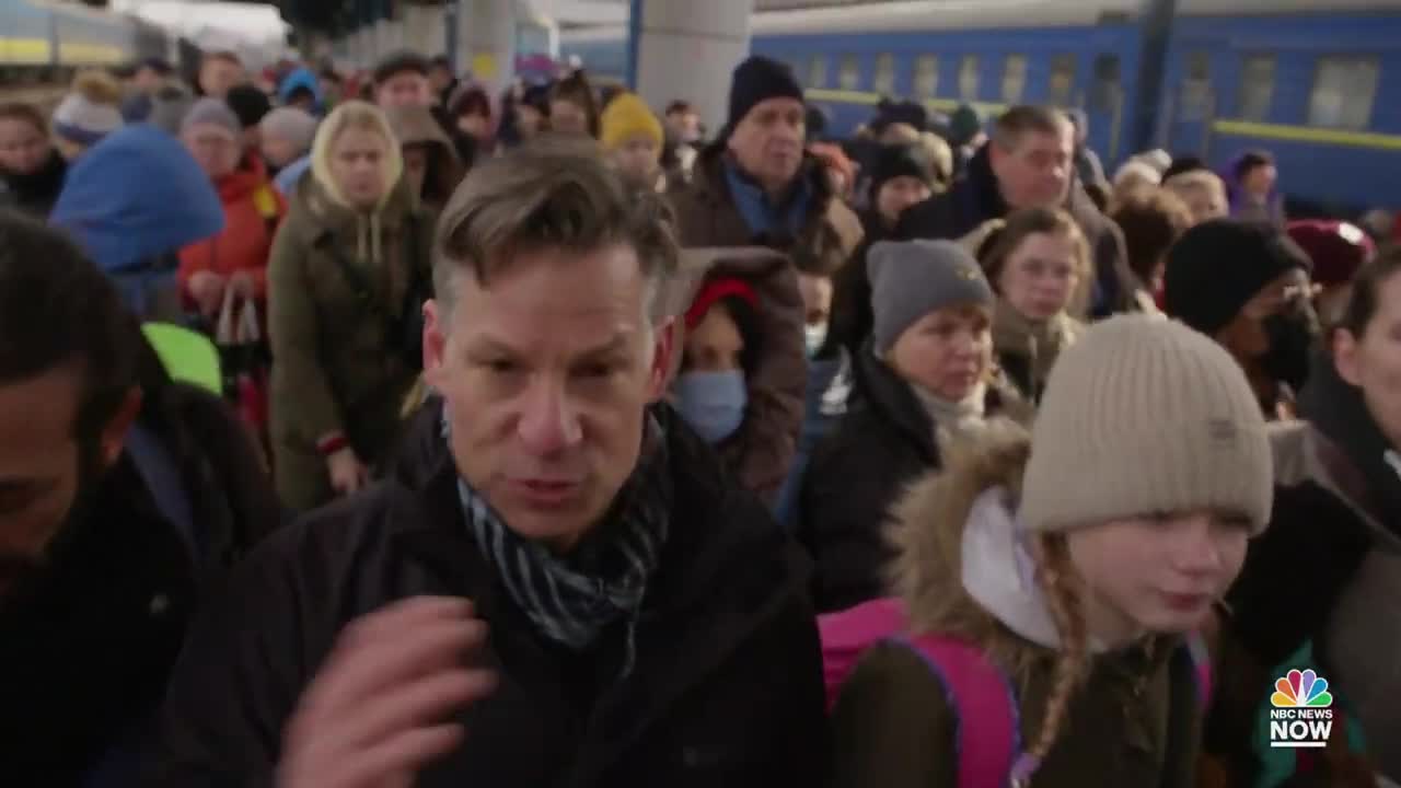 Engel_ Terrified Crowds Rush To Kyiv Train Station To Escape City