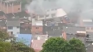 Video: Incendio consumió parte de una vivienda en el barrio San Martín de Bucaramanga