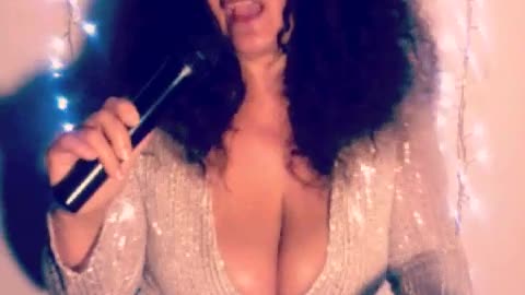 UPSIDE DOWN tribute to Diana Ross