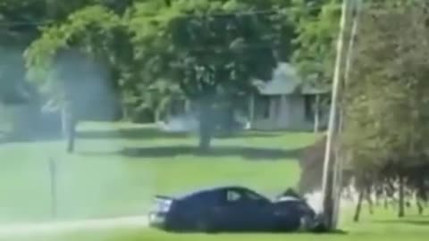 Supercar owner gone mad and hit the car to a pole