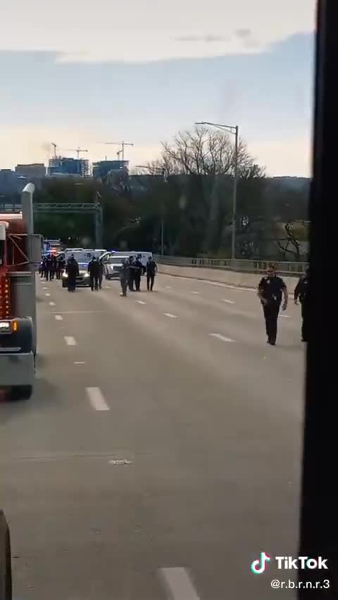 At first sight of opposition they left. US truckers