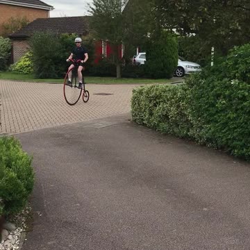 Quick HowTo: Mounting & Dismounting a UDC 50" Penny-Farthing By Terrence Houlahan