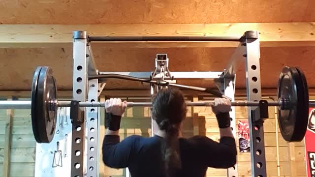 BONUS VIDEO! 🤟🏻: EASY Back off-Set, 50 Kgs x 6 with some PAUSED REPS