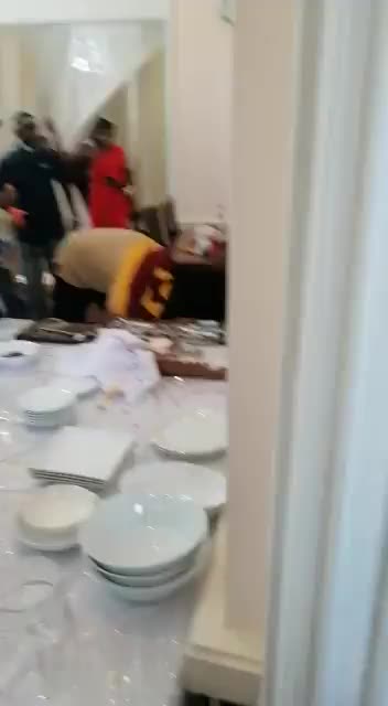 Sir Lankians finally getting a decent meal🙏