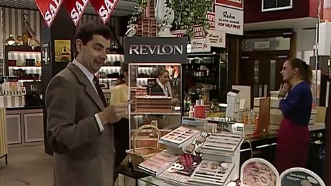 Mr Bean shopping funny video ( cant ignore his expressions)