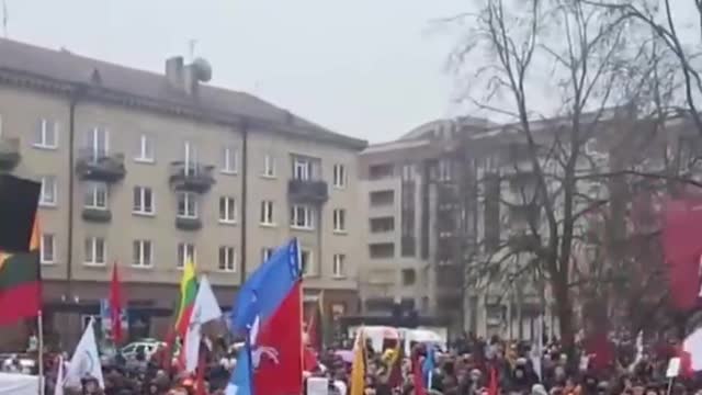 Prime Minister of Lithuania delivers a speech "The people booed all the way"