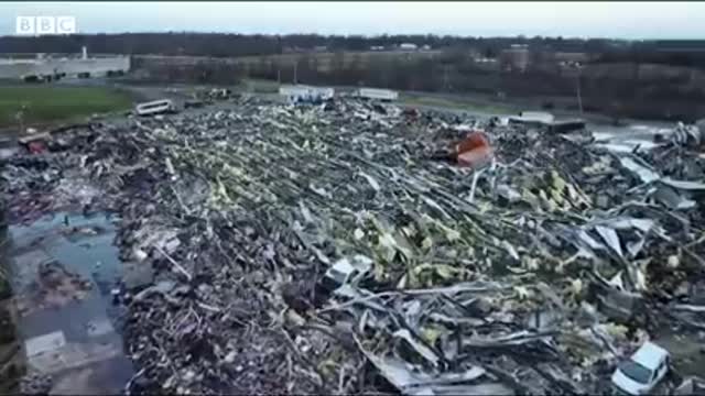 Desperate search for tornado survivors in US - #Us #America