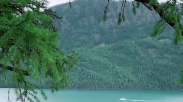 Lakes and mountains
