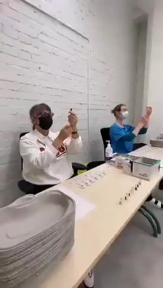 und wieder eine leere Impfanstalt