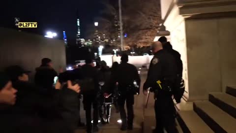 NYPD Arrest Six and Take 9 Year Old in Police Car During Anti-Mandate Protest in NYC
