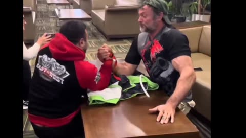 Devon Larratt vs Nugo Chikadze armwrestling