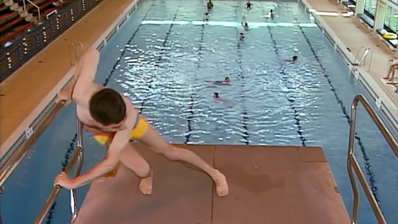Dive in pool Mr.Bean Funny Clips of Mr. BEAN