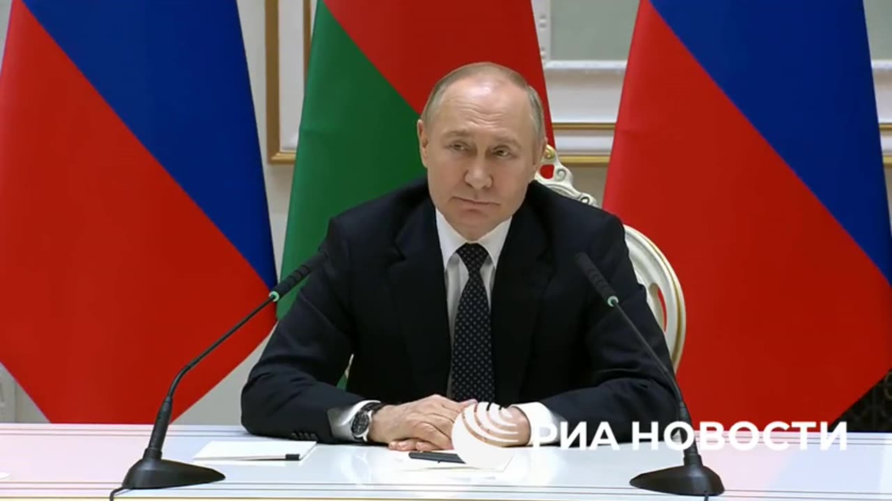 Putin: "La legittimità dell'attuale capo di Stato (dell'Ucraina) è terminata"