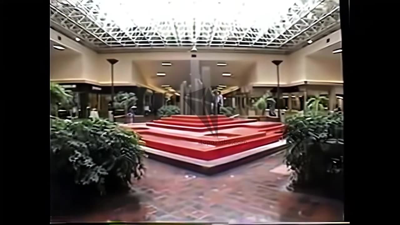 Rolling Acres Mall promotinal video 2003 - Remastered
