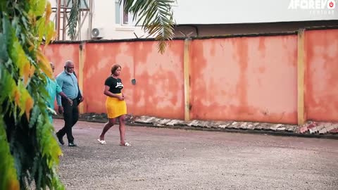 WHY SHOULD I COME INTO YOUR ROOM - PAWPAW - Nigerian Comedy| Nigerian Comedy Skits|