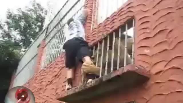 Terrifying moment.