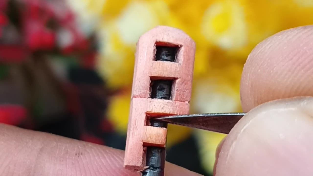 Pencil carving art #name #art aviral #viralvideo