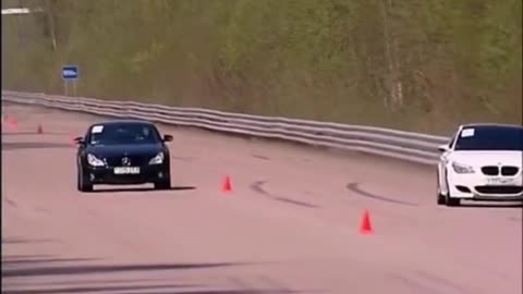 BMW M5 E60 VS MERCEDES CLS 55 AMG