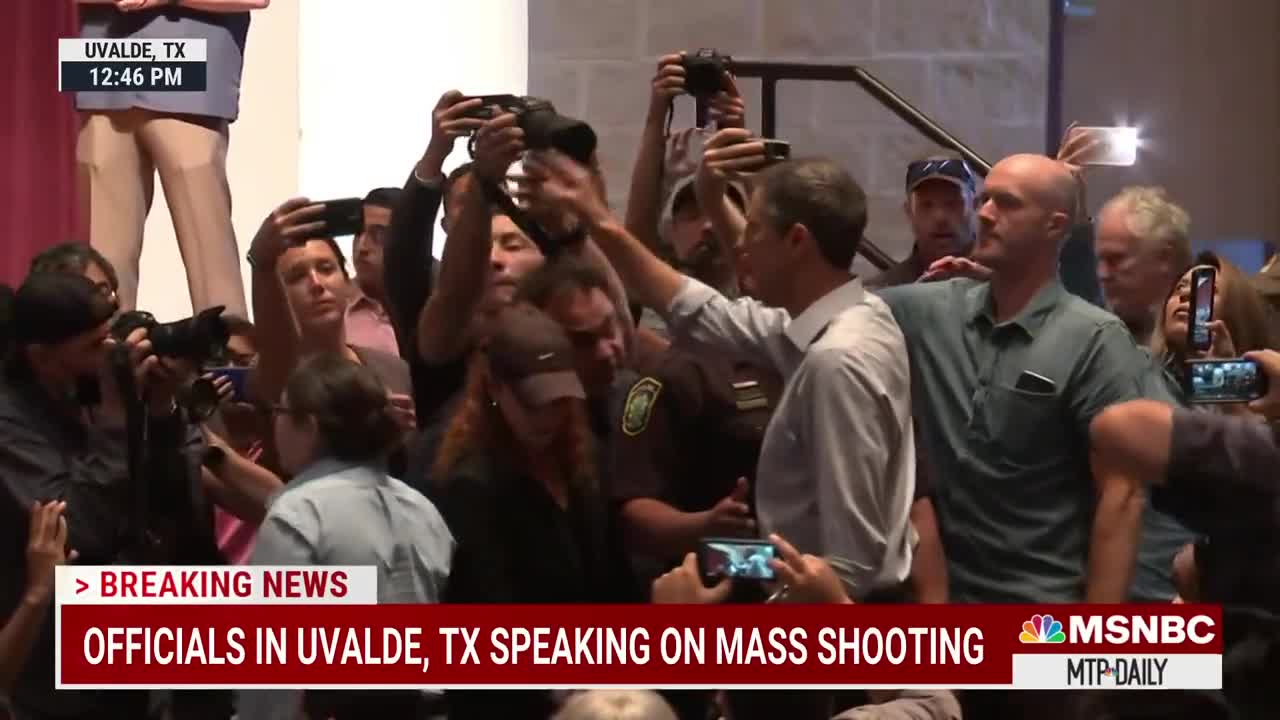 MOMENTS AGO: 'Beto' O'Rourke Interrupts Gov. Abbott's Press Conference