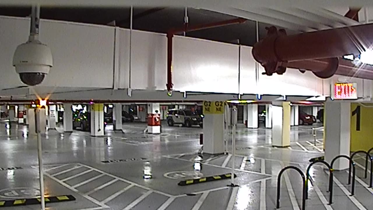 6142RHOBG2G201ABLobbyEntry_2021-01-06_00h20min00s547ms.mp4