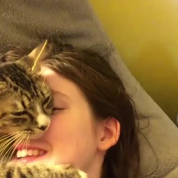 Is this moment so cute?