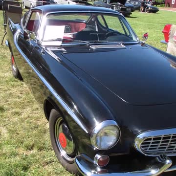1965 Volvo P1800