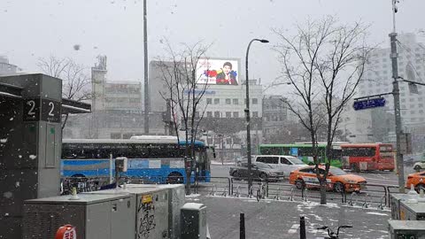 Snowy Shinchon Scenery in Korea