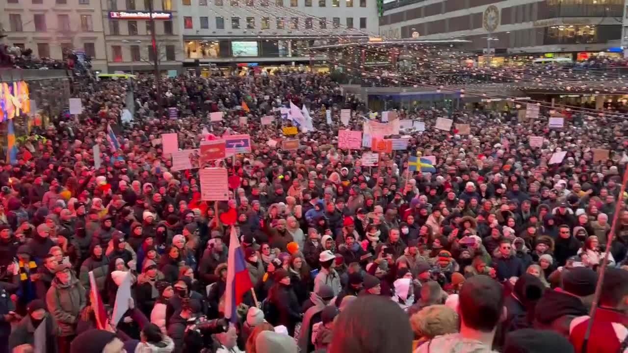 š“MEANWHILE IN STOCKHOLM ...