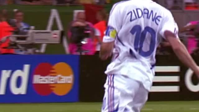 22_Zidane DAZZLES against Brazil