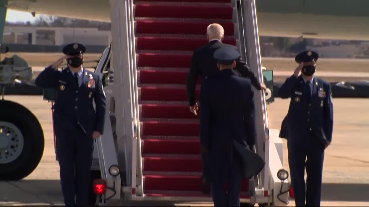 Joe Biden trips three times while boarding air force one viral video