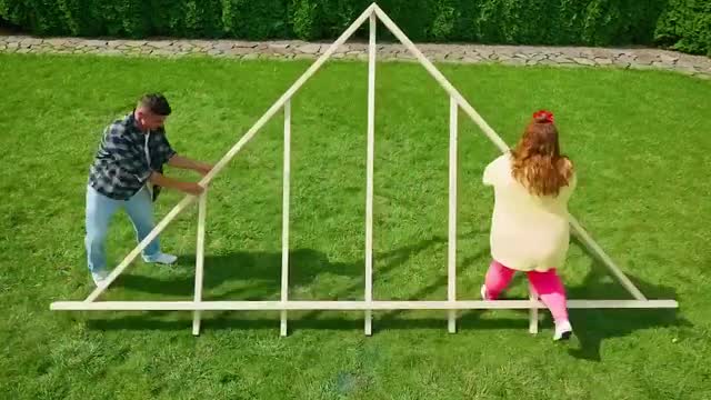 Amazing!! Backyard Pool Made Only In 2 Days